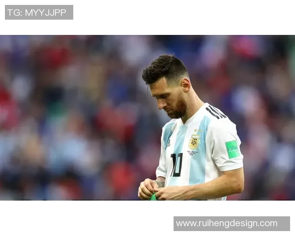 国际足球历史第一球星是谁 他成就与影响力到底有多大