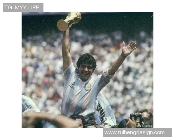 足球场上的30号传奇球星：他们如何塑造足球历史的辉煌篇章